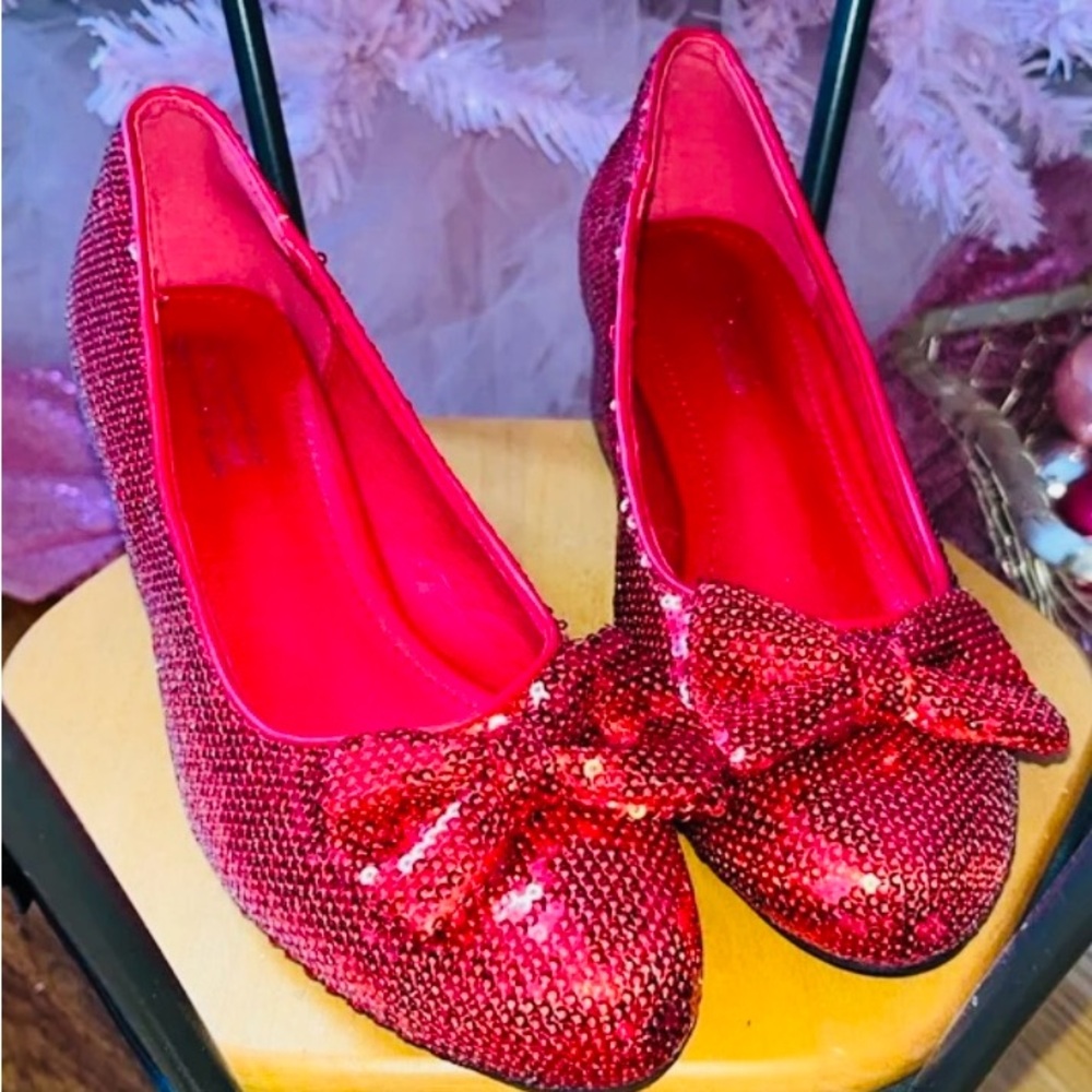 Elegant Red Sequin Bow Heels